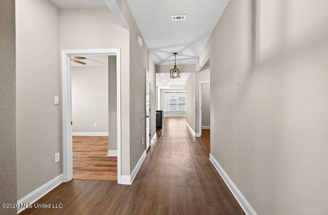 15610 Hawick Lane, Biloxi, MS 39532