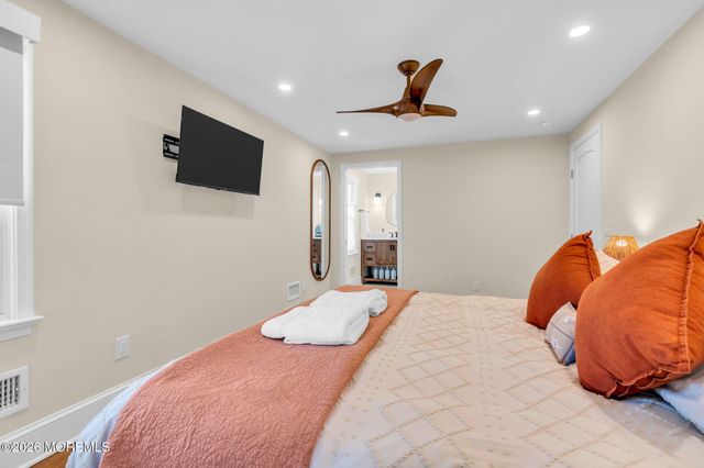 566 Prospect Avenue, Spring Lake Heights, NJ 07762