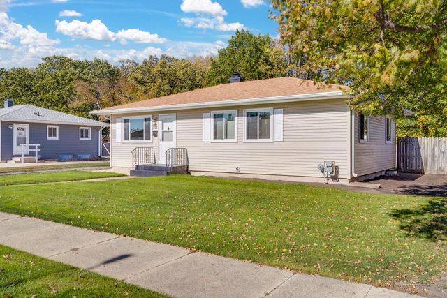 2002 84th STREET, Kenosha, WI 53143