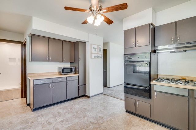 2002 84th STREET, Kenosha, WI 53143