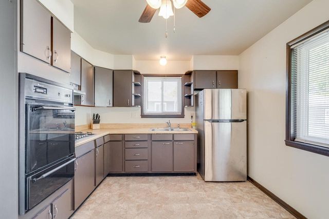 2002 84th STREET, Kenosha, WI 53143