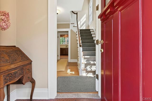 107 Circle Road, Syracuse, NY 13210
