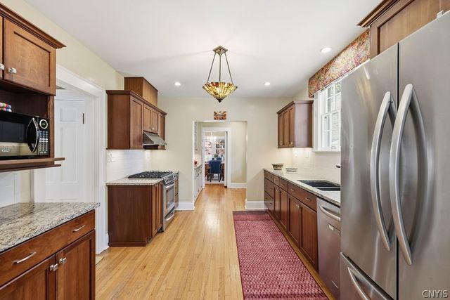 107 Circle Road, Syracuse, NY 13210