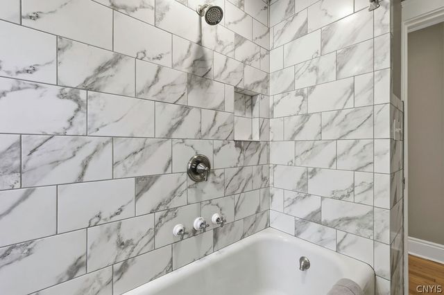 107 Circle Road, Syracuse, NY 13210
