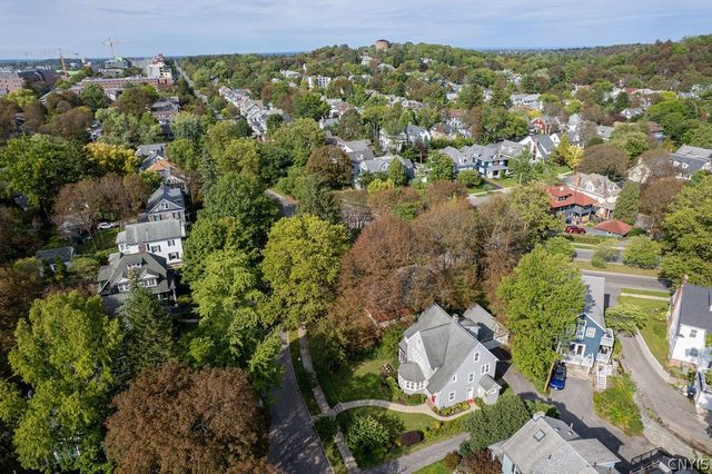107 Circle Road, Syracuse, NY 13210
