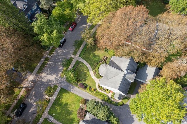 107 Circle Road, Syracuse, NY 13210