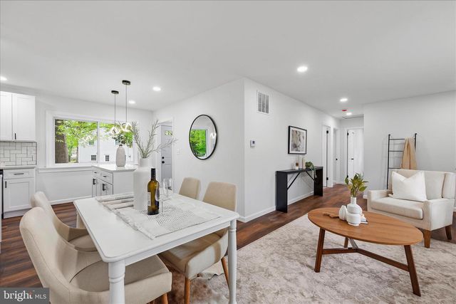 1511 LONG POINT RD, Pasadena, MD 21122