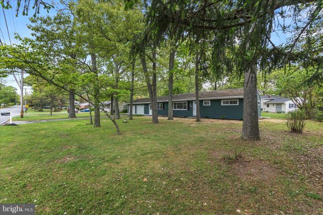 1511 LONG POINT RD, Pasadena, MD 21122