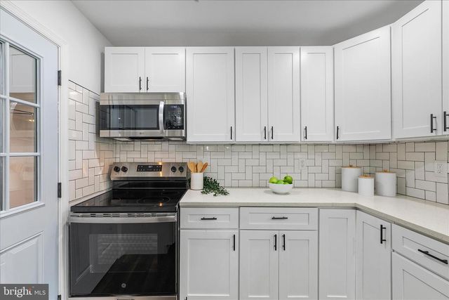 1511 LONG POINT RD, Pasadena, MD 21122