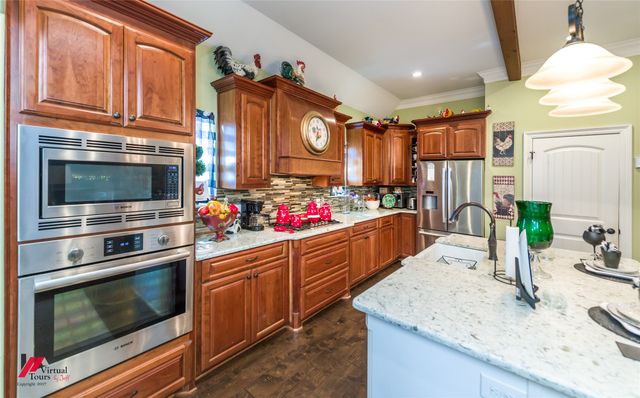 2010 Briar Hollow Hollow, Shreveport, LA 71118