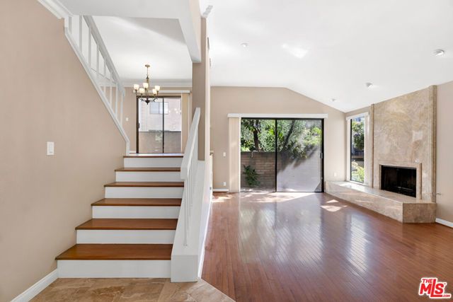 21820 Marylee Street 225, Los Angeles, CA 91367