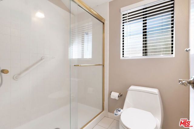 21820 Marylee Street 225, Los Angeles, CA 91367