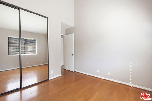 21820 Marylee Street 225, Los Angeles, CA 91367