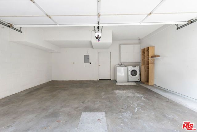 21820 Marylee Street 225, Los Angeles, CA 91367