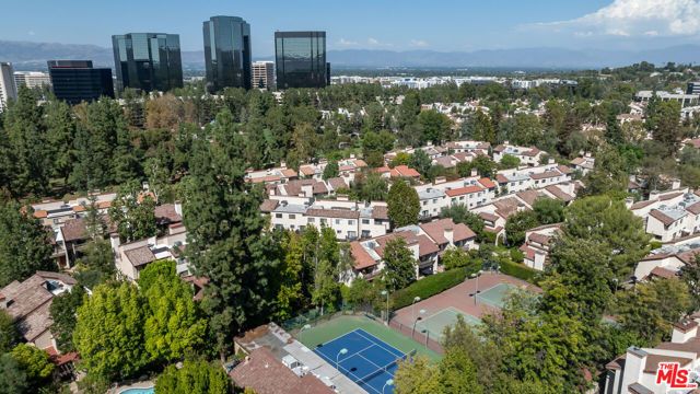 21820 Marylee Street 225, Los Angeles, CA 91367
