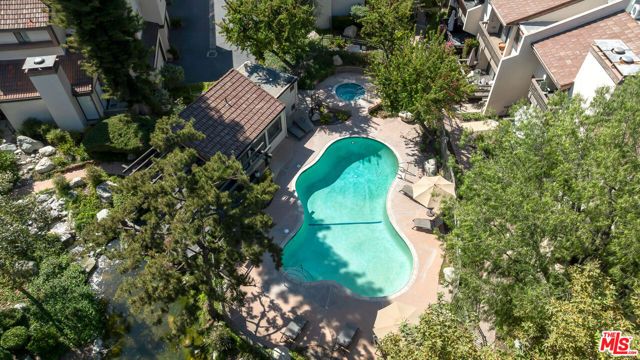 21820 Marylee Street 225, Los Angeles, CA 91367