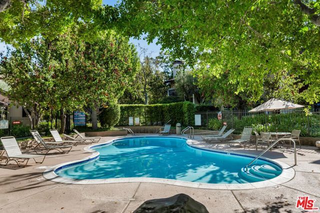 21820 Marylee Street 225, Los Angeles, CA 91367