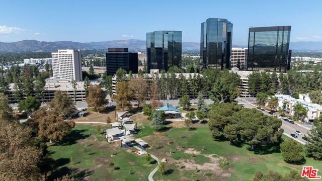 21820 Marylee Street 225, Los Angeles, CA 91367