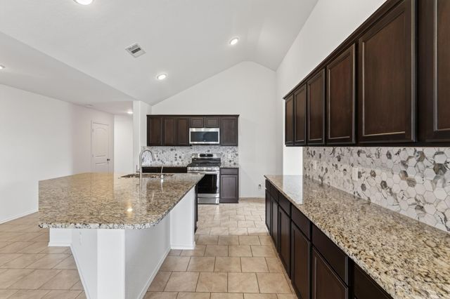 9903 Little Walnut Lane, Tomball, TX 77375
