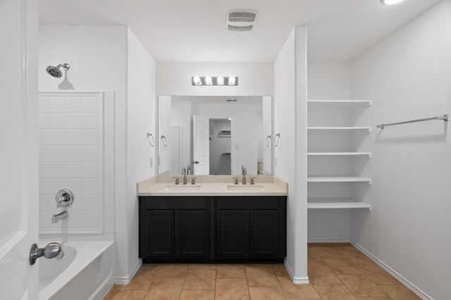 9903 Little Walnut Lane, Tomball, TX 77375