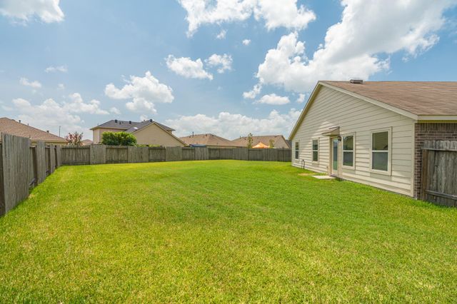 9903 Little Walnut Lane, Tomball, TX 77375
