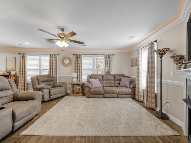 401 Timberwood Drive, Woodruff, SC 29388