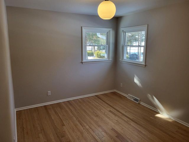 2465 Lionel COURT, Brookfield, WI 53045