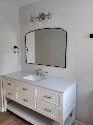 2465 Lionel COURT, Brookfield, WI 53045