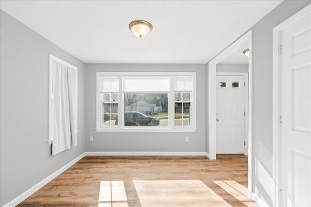 4 Howland Terrace, Worcester, MA 01602