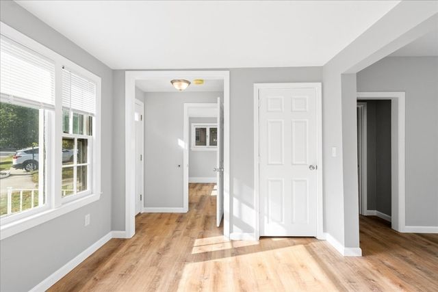 4 Howland Terrace, Worcester, MA 01602