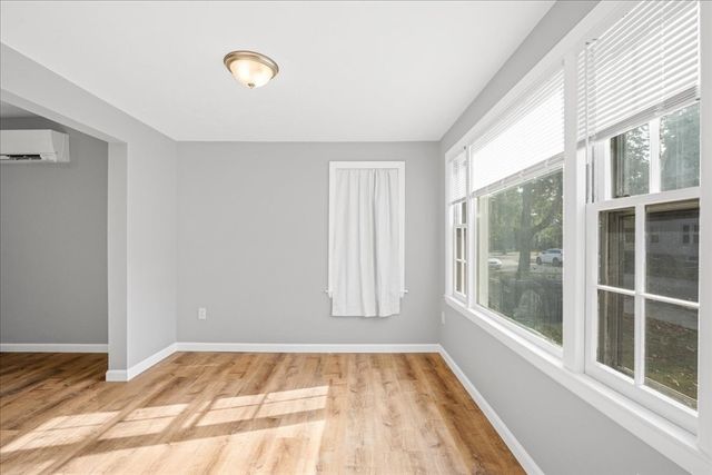 4 Howland Terrace, Worcester, MA 01602