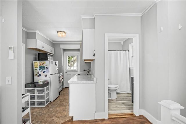 4 Howland Terrace, Worcester, MA 01602