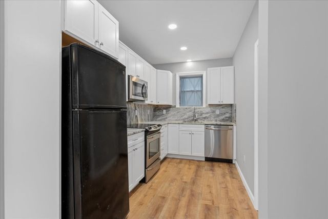 4 Howland Terrace, Worcester, MA 01602