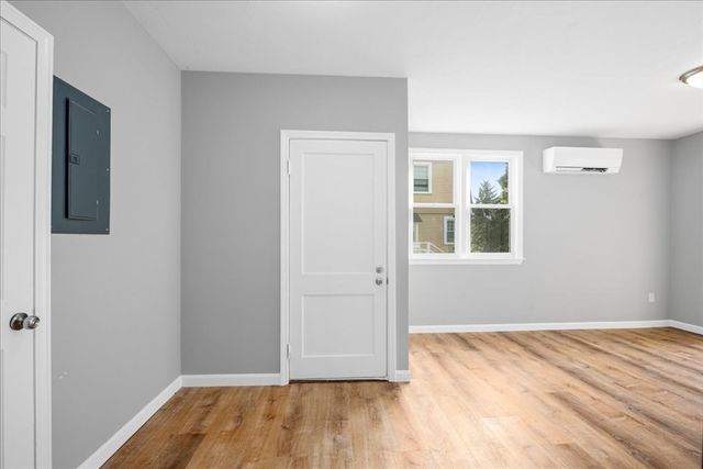 4 Howland Terrace, Worcester, MA 01602