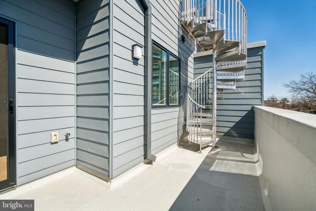 2006 RENAISSANCE WALK, Philadelphia, PA 19145