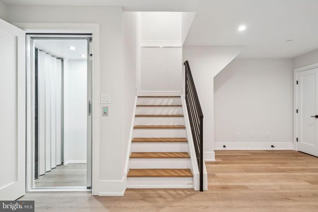 2006 RENAISSANCE WALK, Philadelphia, PA 19145