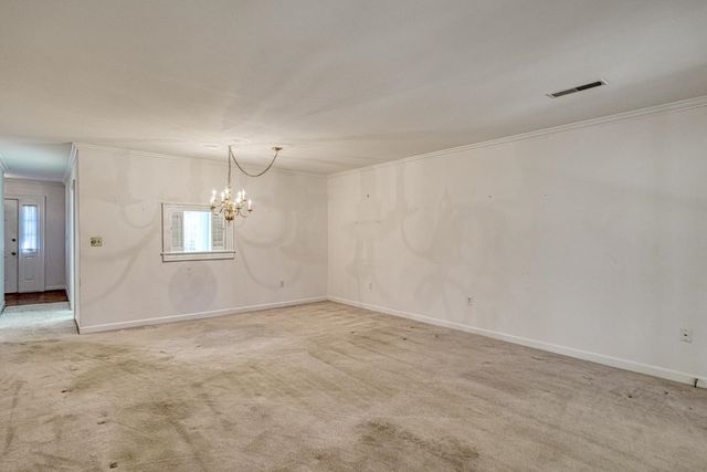 85 Forest Oaks Way, Spartanburg, SC 29307