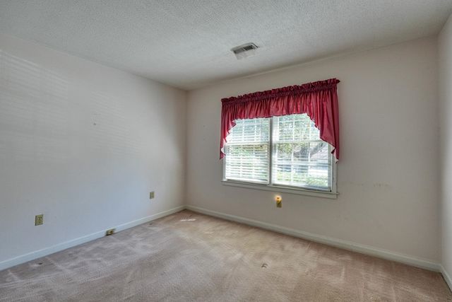 85 Forest Oaks Way, Spartanburg, SC 29307