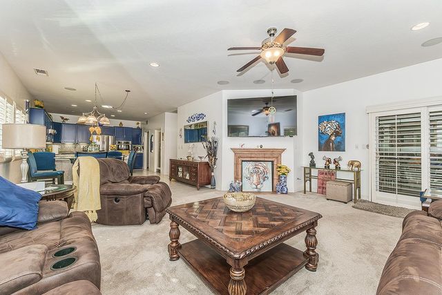 5869 E Mono Street, Fresno, CA 93727