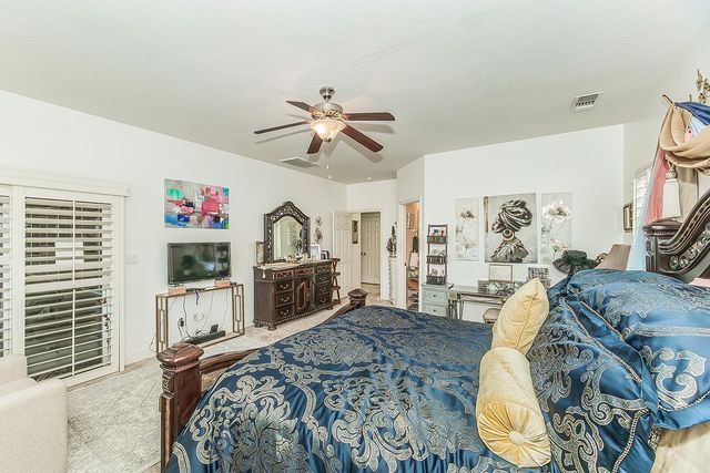 5869 E Mono Street, Fresno, CA 93727