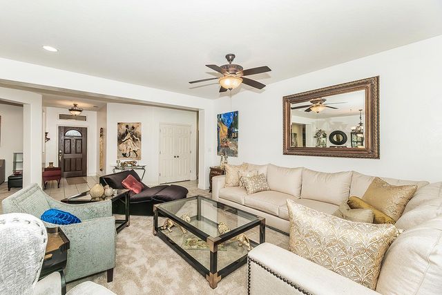 5869 E Mono Street, Fresno, CA 93727