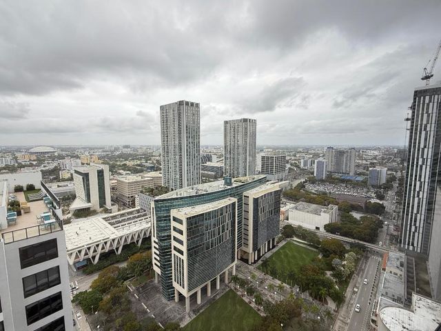 225 N Miami Avenue 3502, Miami, FL 33128