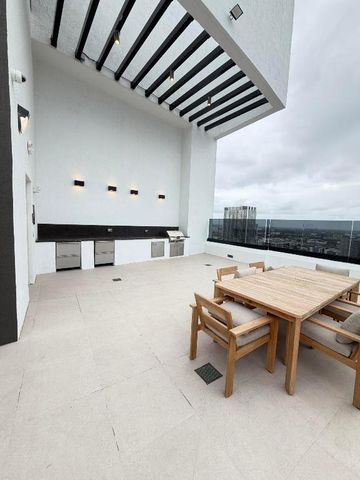 225 N Miami Avenue 3502, Miami, FL 33128