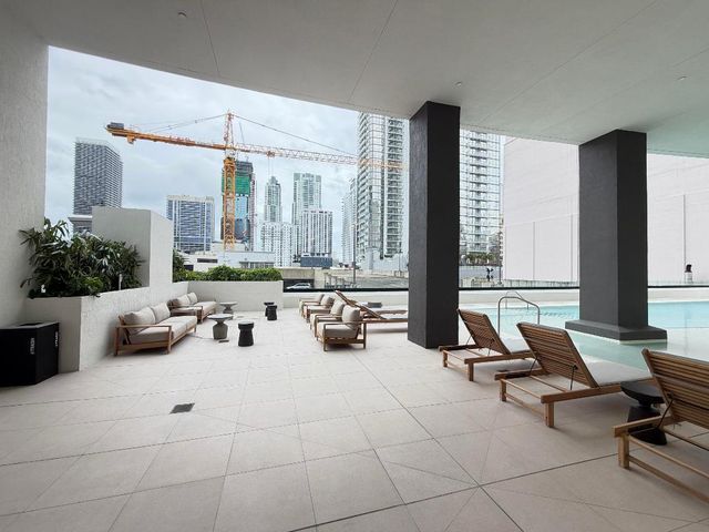 225 N Miami Avenue 3502, Miami, FL 33128