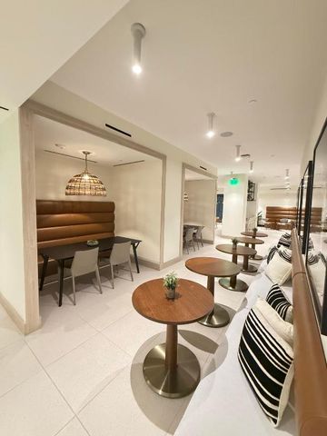 225 N Miami Avenue 3502, Miami, FL 33128