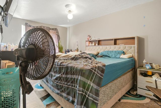 2525 Flanigan Court, Cincinnati, OH 45239