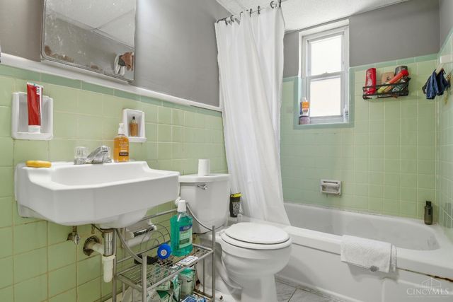 2525 Flanigan Court, Cincinnati, OH 45239