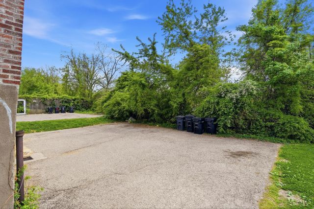 2525 Flanigan Court, Cincinnati, OH 45239