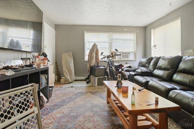 2525 Flanigan Court, Cincinnati, OH 45239