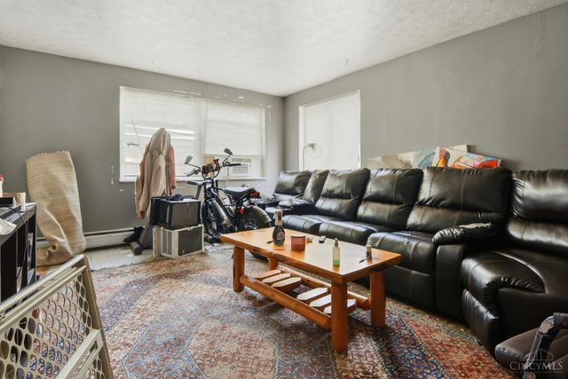 2525 Flanigan Court, Cincinnati, OH 45239